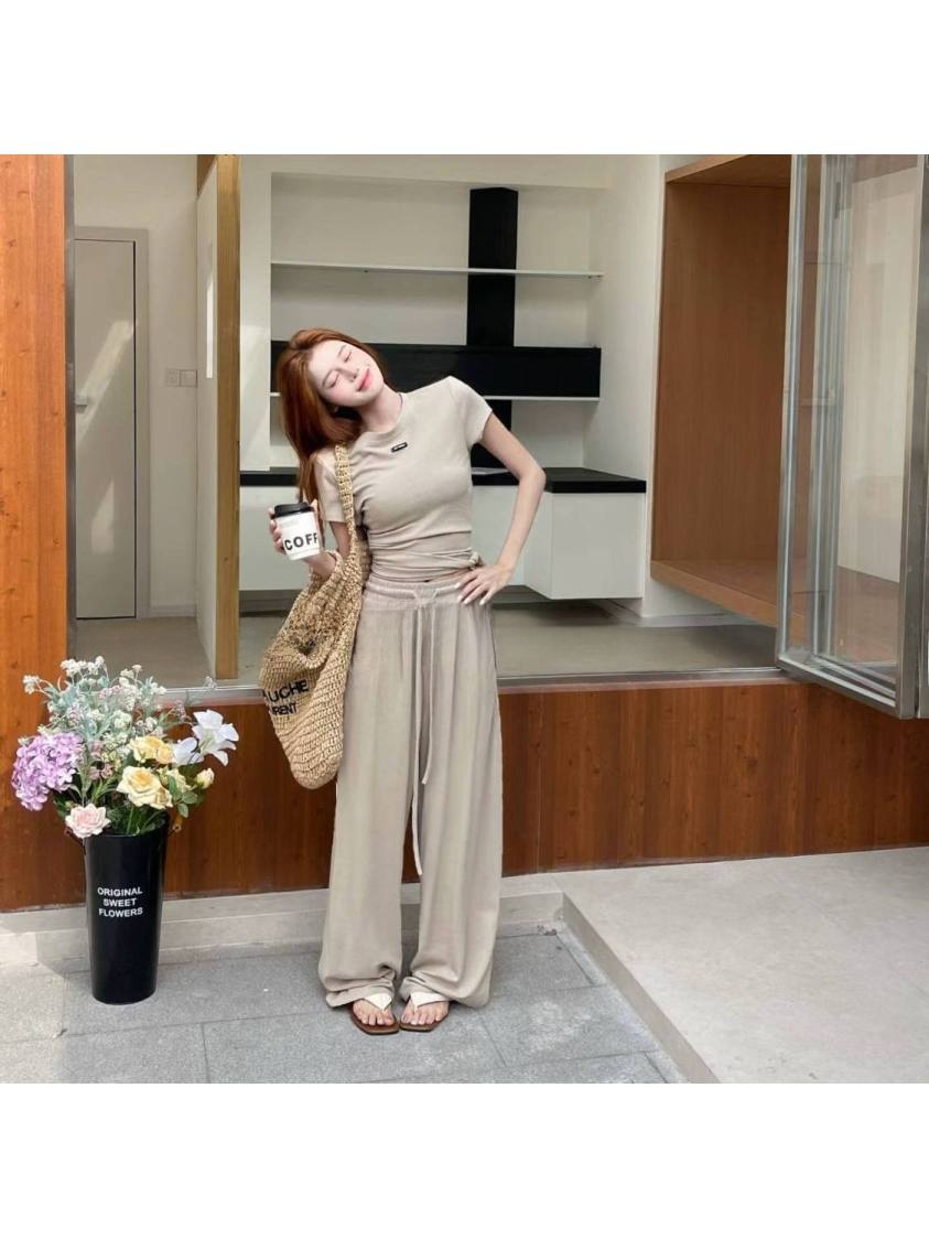 Women'S Young Fashion - 안티에이징 한국 스타일 티셔츠와 와이드 레그